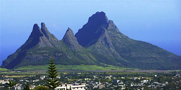 Hiking Trip to Trois Mamelles in the West of Mauritius